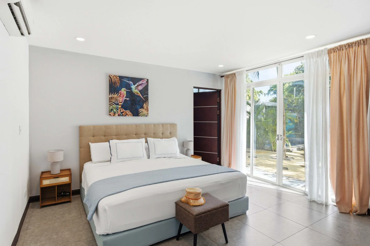Casa Mykonos: Modern Coastal Living with Private Pool in Surfside Playa Potrero - photo 7