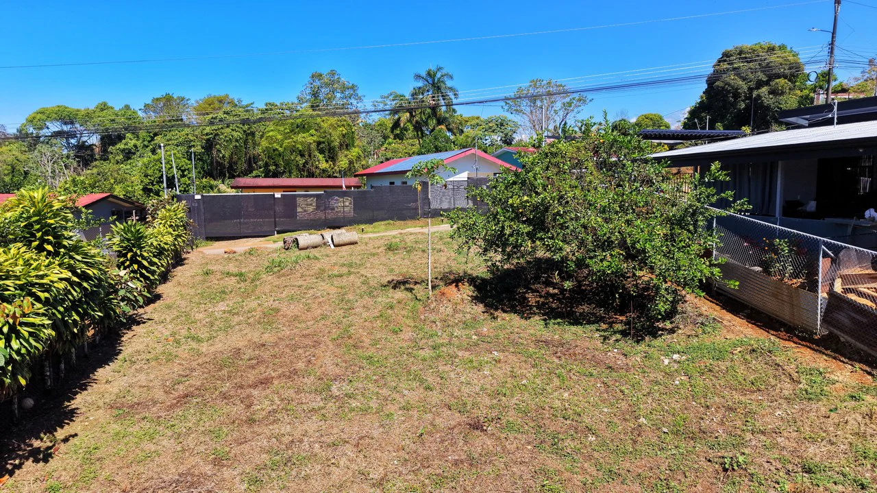 Countryside Home Construction Site For Sale in Santa Elena - Gallery image 8