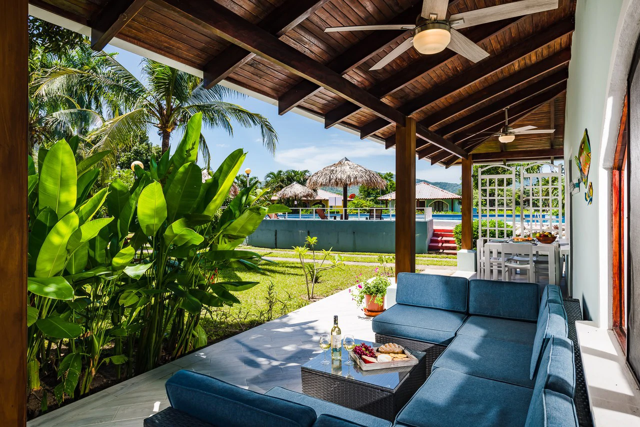 Casa Colibri Villaggio II – Unit 412B: Beautifully Remodeled Tropical Retreat in Potrero - Gallery image 9