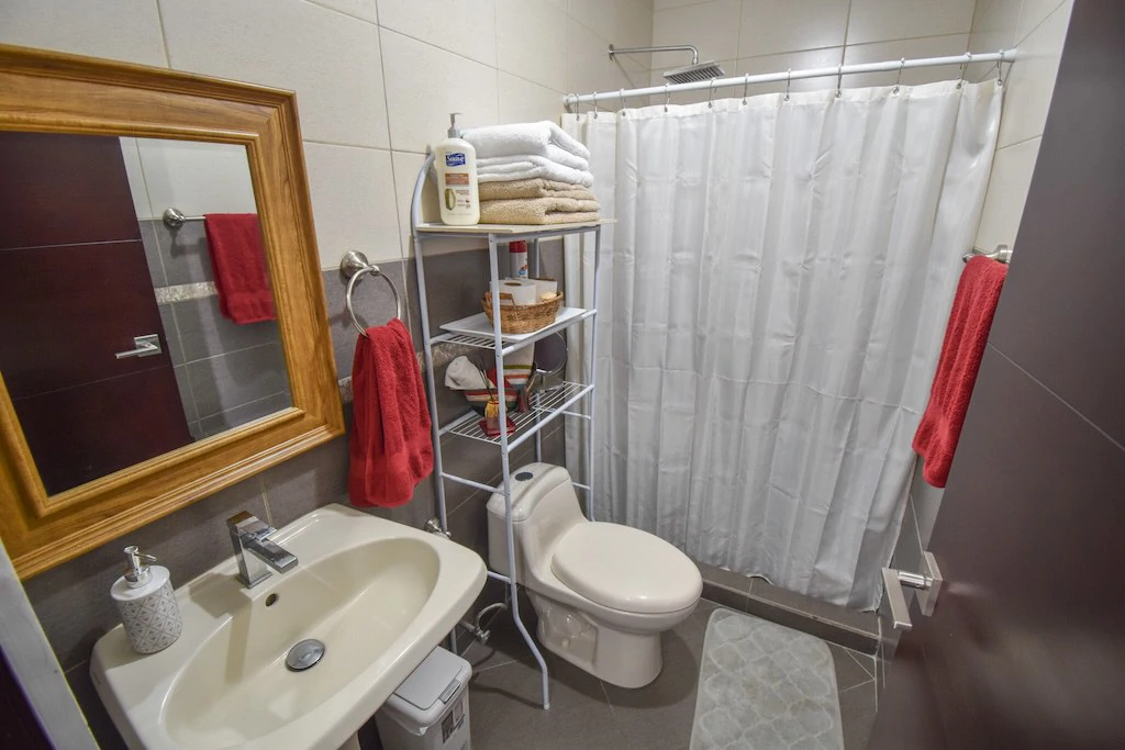 Apartamento de 2 Habitaciones + Sala de TV en Torres de Velarde Heredia: Apartment For Sale in Barreal - Gallery image 14