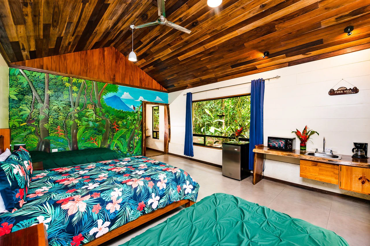 Casitas Tenorio B&B: Turnkey Eco-Lodge in Bijagua: Profitable Business, Sustainable Luxury, and Breathtaking Nature - Gallery image 24