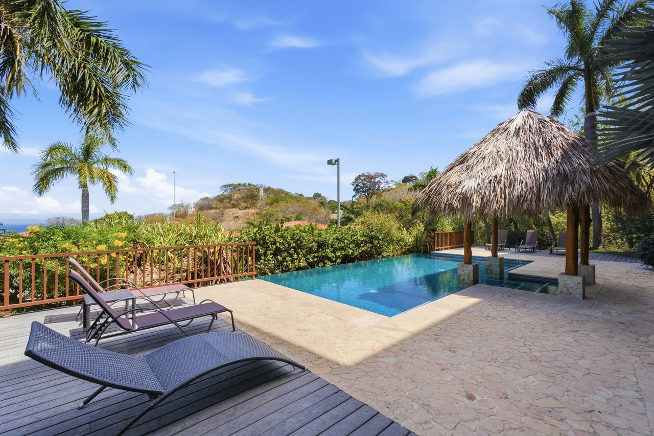 Casa De Los Monos: Upgraded Ocean-View Condo with Direct Pool Access at Azul Paraíso - Gallery image 26