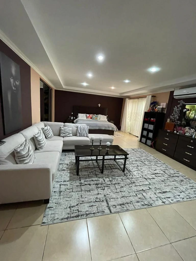 One Story House for Sale Modern surrounded by Gardens Santa Ana Costa Rica - Gallery image 12
