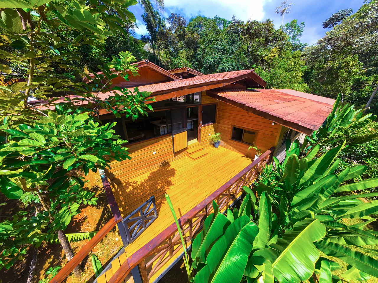 Serene Jungle Home + Guest Cabin on 3 Acres and River - Gallery image 18