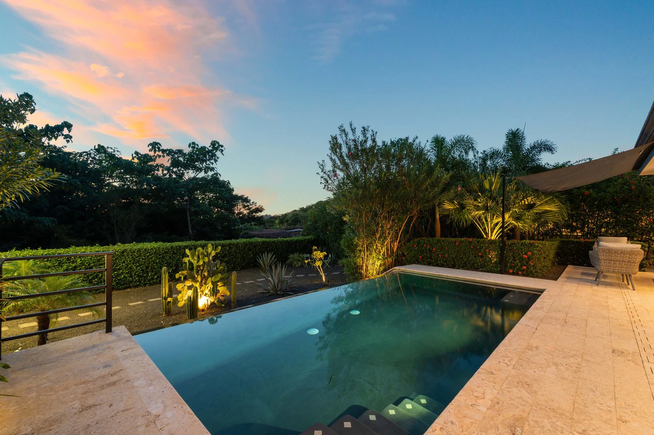 The Haven: Spacious Home + Private Casita in Gated Mar Vista Community - Gallery image 30