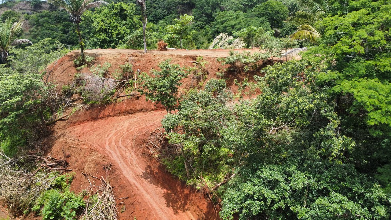 Montana Estate #26: Mountain Home Construction Site For Sale in Playa Samara - Gallery image 2