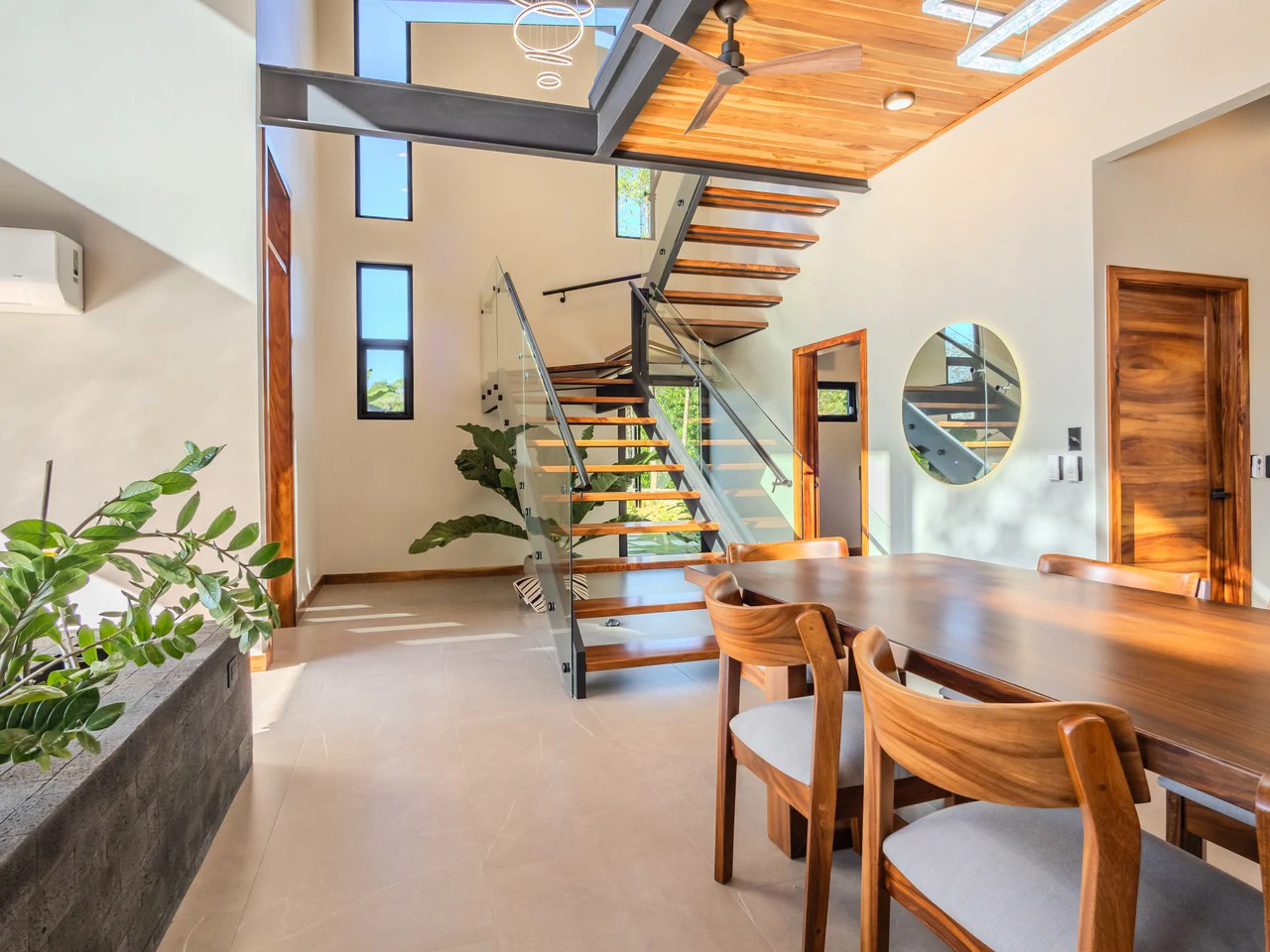 Luxury 3 Bedroom Home with Ocean Views in Downtown Uvita - Gallery image 43