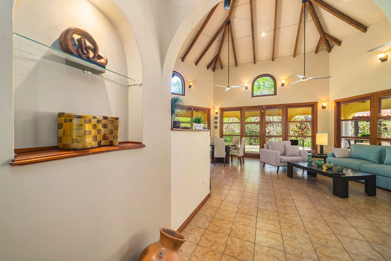 Tierra Pacifica #74: Elegant 4BR Retreat in Gated Community - Gallery image 3