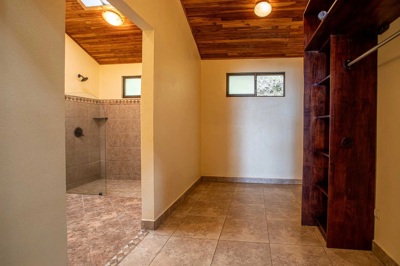 House for sale in San Mateo with ocean view - Gallery image 12