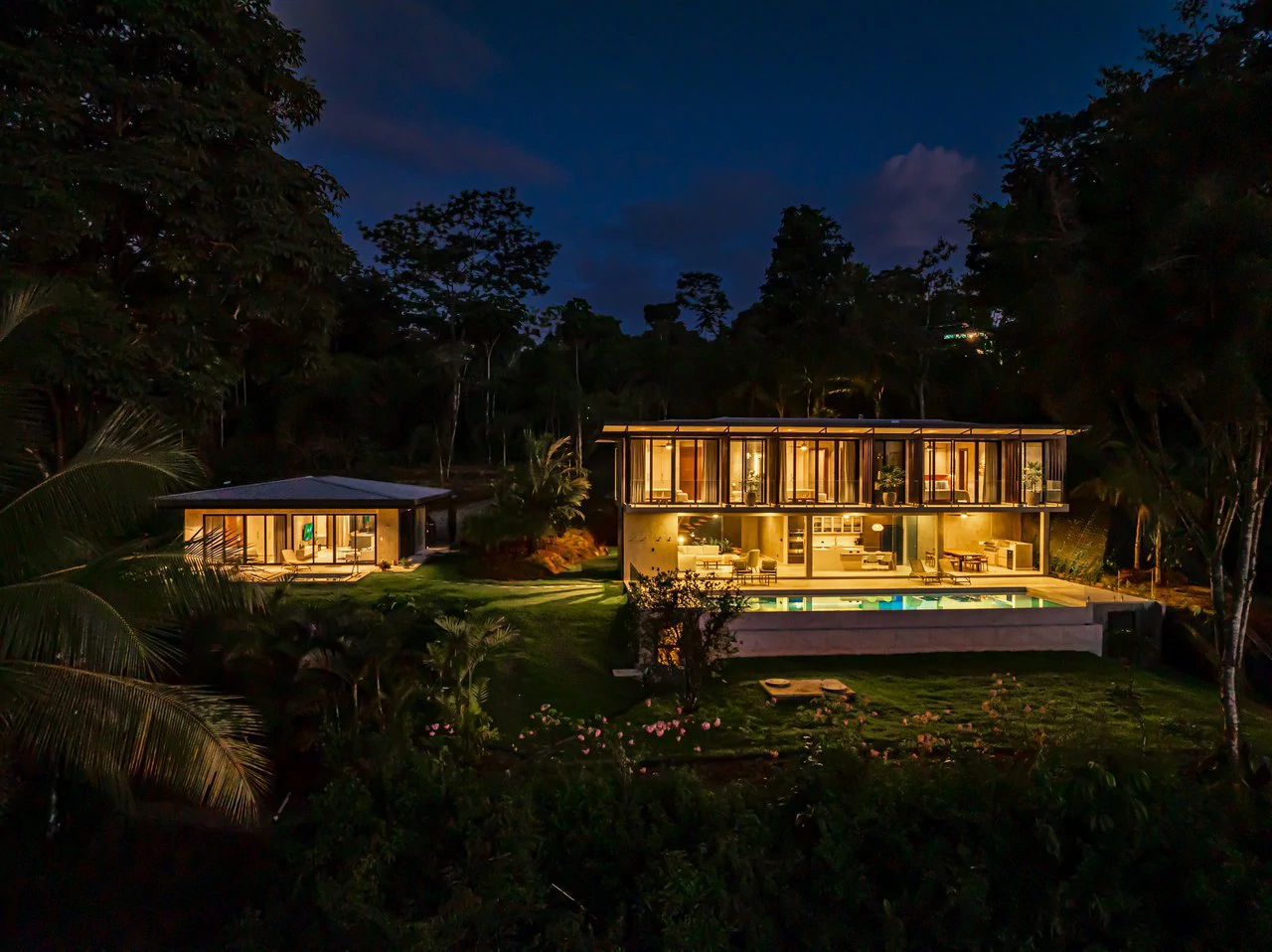 A True Estate Beyond Compare, Ocean Views For Miles: Mountain House For Sale in Uvita - Gallery image 3