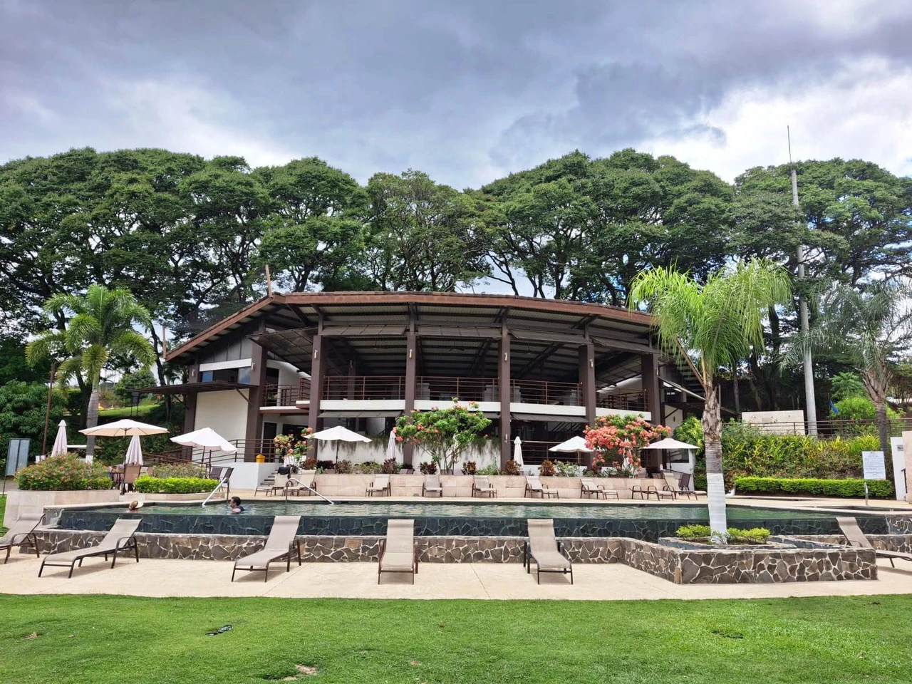 Urgent - Fire Sale!: Modern Home in Gated Montezuma - Gallery image 11