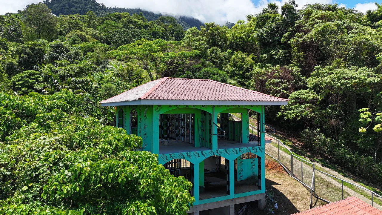 Stunning Ocean View Property with Luxury Pre-construction Home waiting to be Customized - Gallery image 6