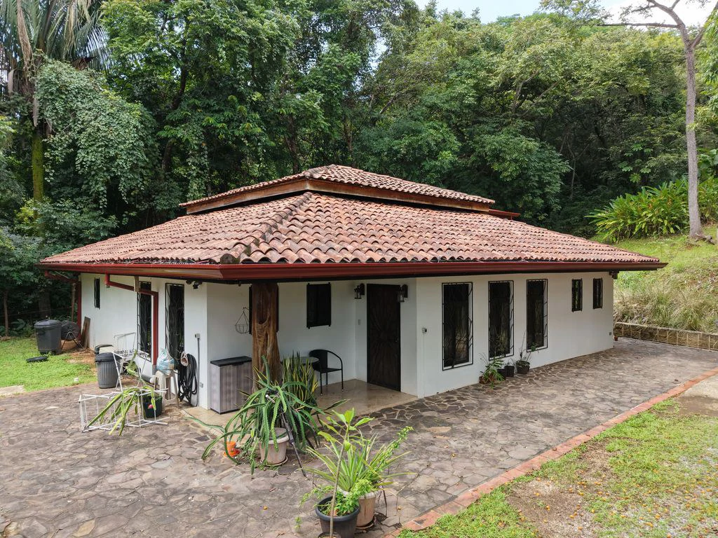 Casa Mariola: PRICE REDUCTION | Colonial Charm Meets Tropical Living in Samara Woods - Gallery image 2