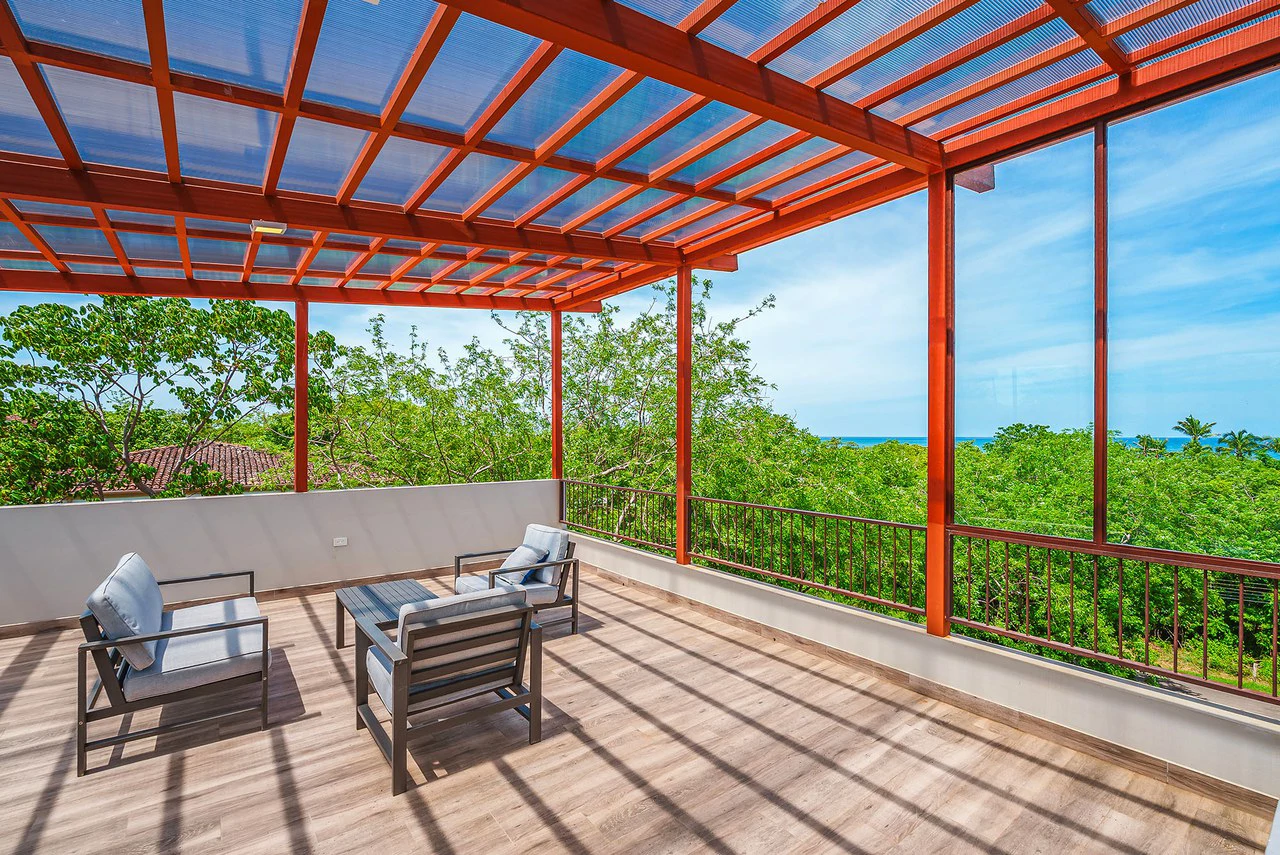 Casa Tuga: 4BR Ocean View Home with Pool, Steps from the Beach - photo 25