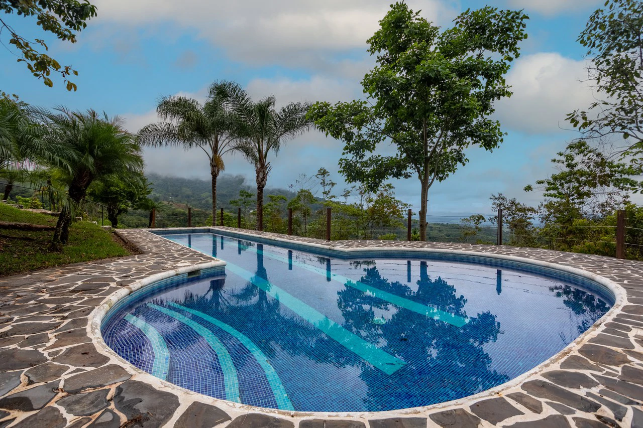 Expansive 27 Acre Farm with Residence in San Isidro del General - Gallery image 37