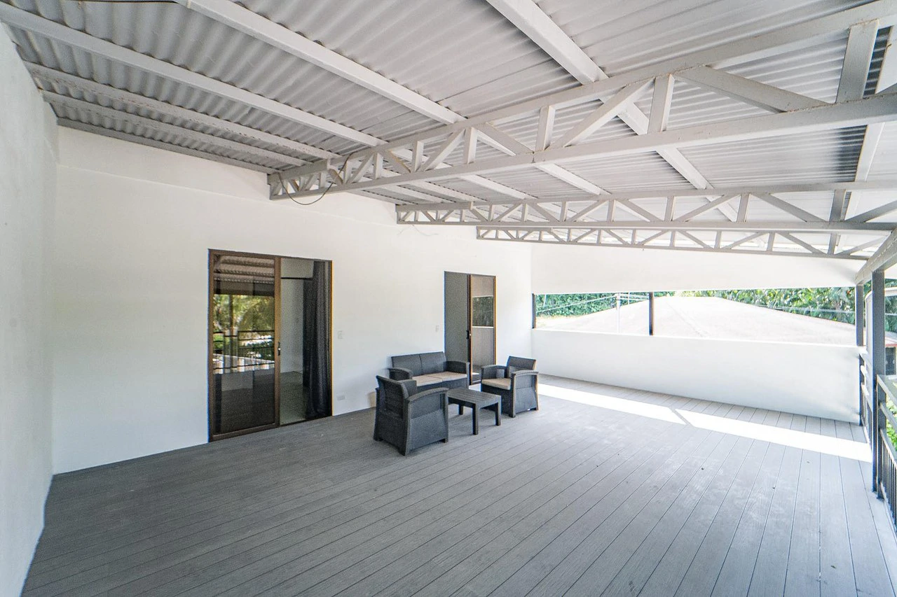 Cantarana Studios: Multiunit Property with tons of Potential - photo 22