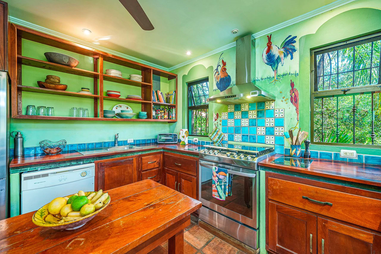 Casa Verde: Charming Family Home in Tierra Pacifica - Gallery image 13