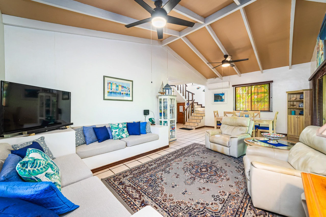 Iguana Villas #7: Turnkey 2BR Villa Near White Sand Beach - Gallery image 10