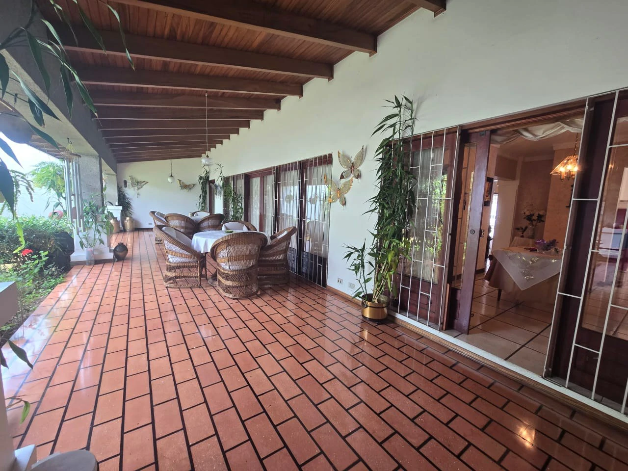 BEAUTIFUL HOUSE FOR SALE IN RESIDENTIAL MONTENEGRO, ALAJUELA - Gallery image 3