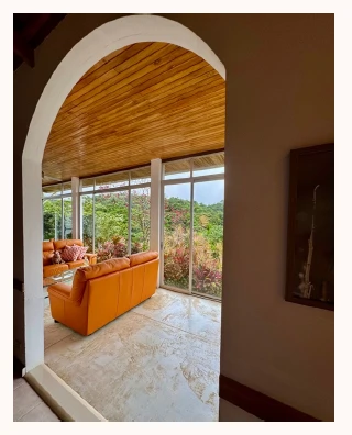 FLOWERS OF PARADISE - Artists Villa with Character - Gallery image 16