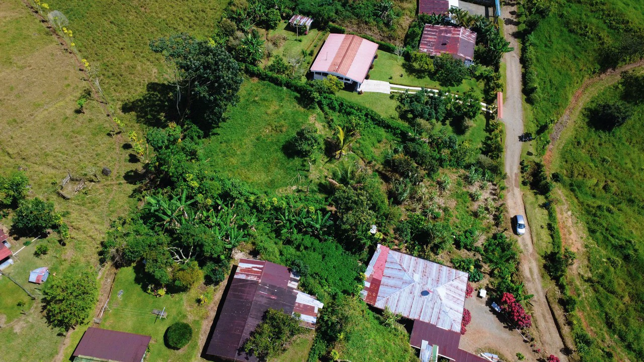 Countryside Home Construction Site For Sale in Centro de Pérez Zeledón - Gallery image 6