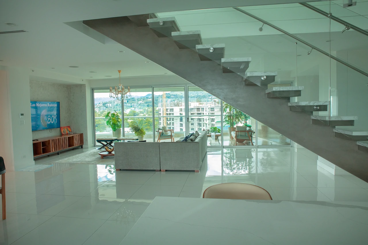 Property For Sale in San Rafael - Gallery image 11