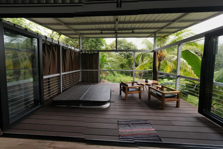 Lodge Vista Tranquila: Three Modern Lodges with Private Jacuzzis, Just Five Minutes from Sámara - Gallery image 14
