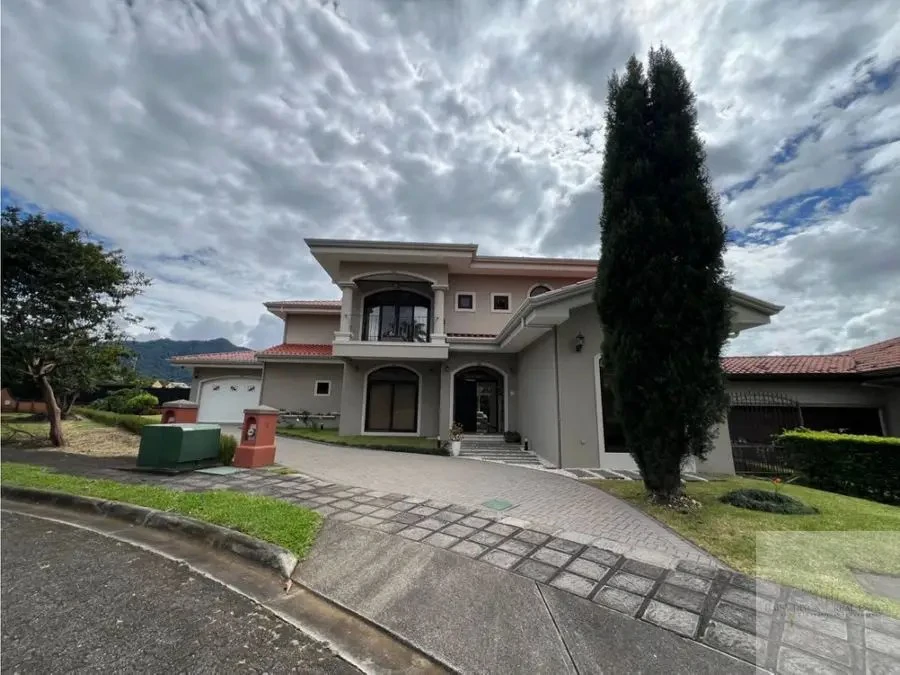 Beautiful Home in Colinas de Montealegre, Curridabat - Gallery image 2