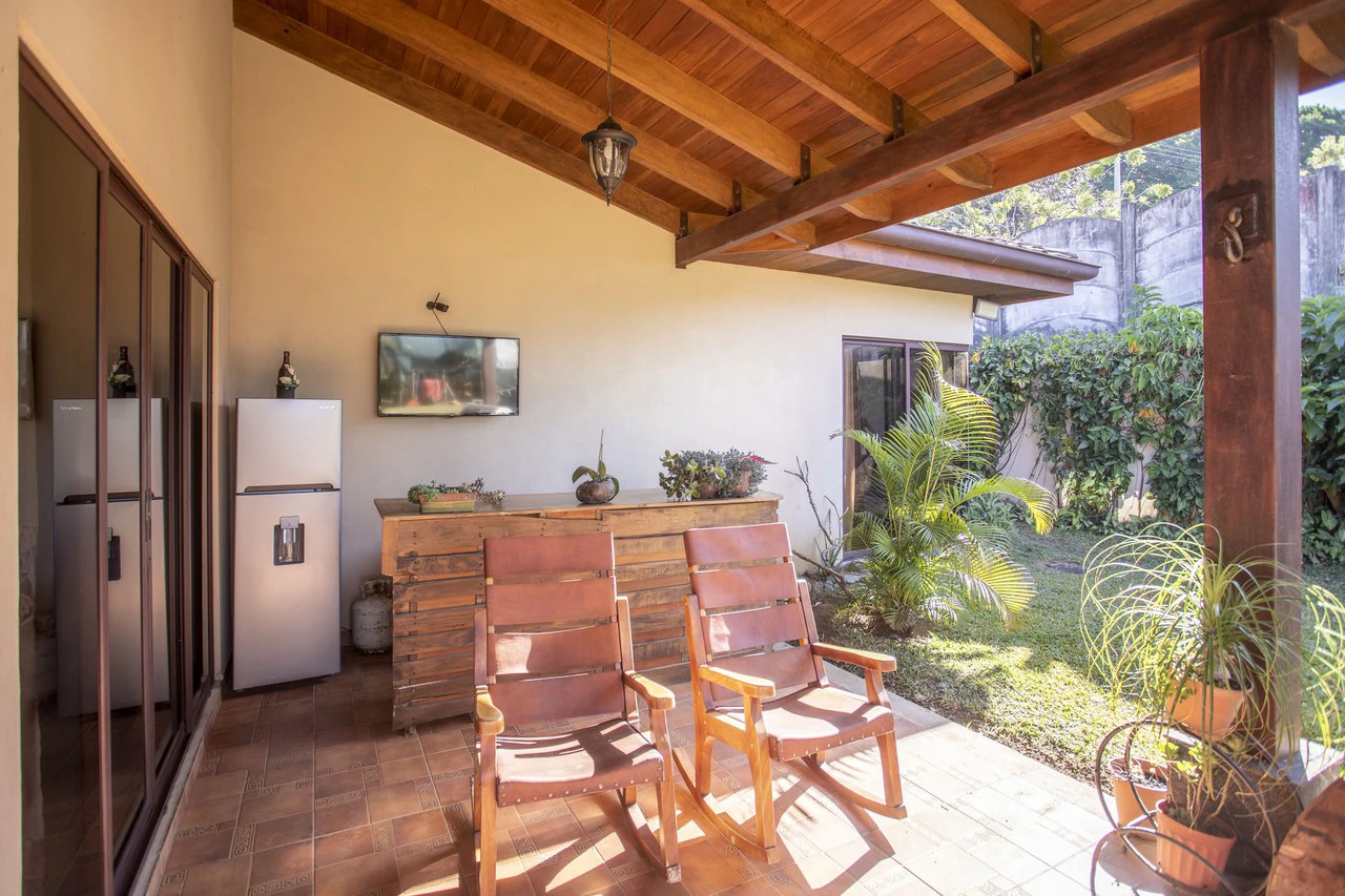 House for sale - Los Angeles, Grecia - Gallery image 6