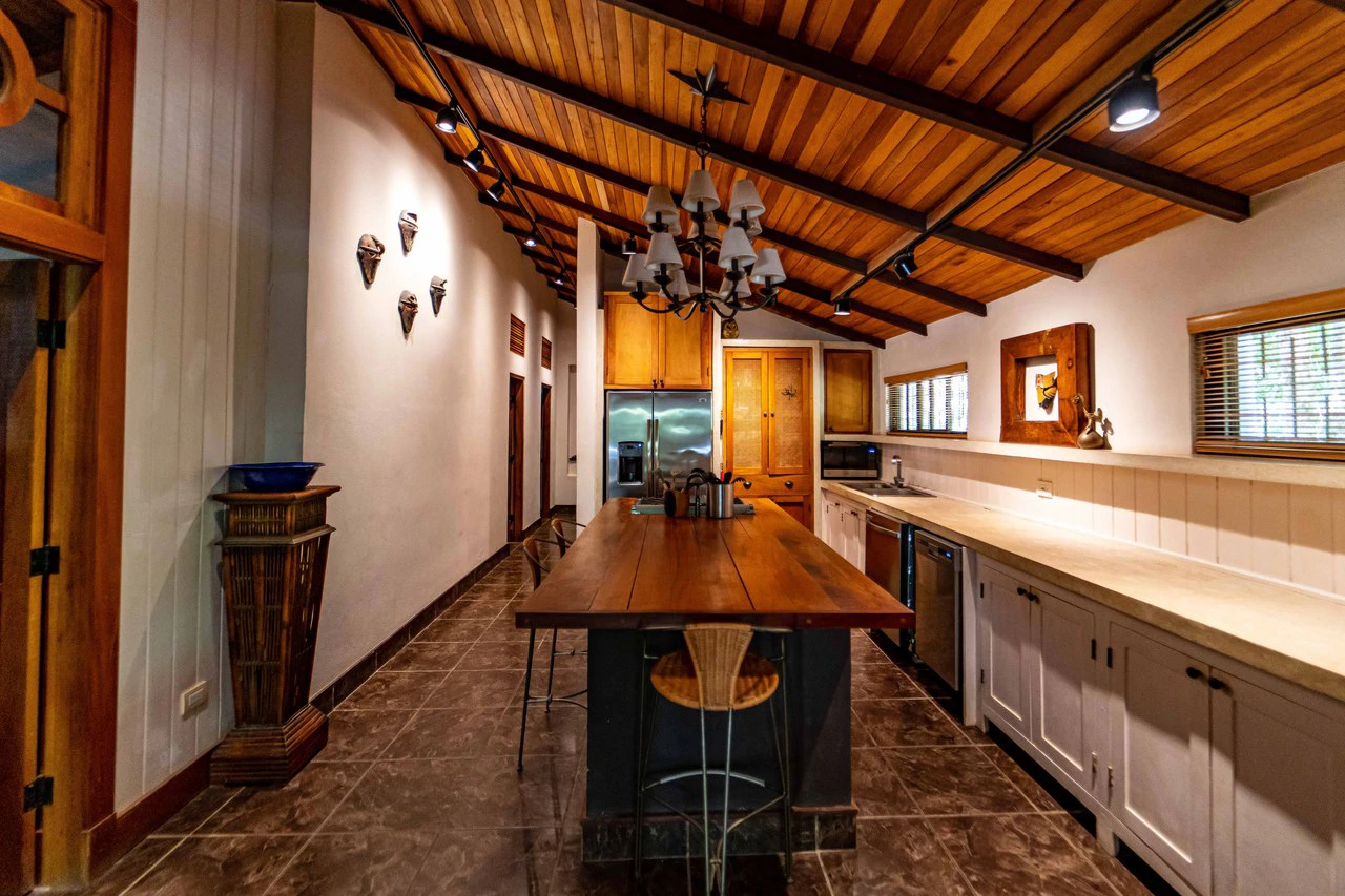 Casa Limon Dulce: Near the Coast House For Sale in Playa Samara - Gallery image 17