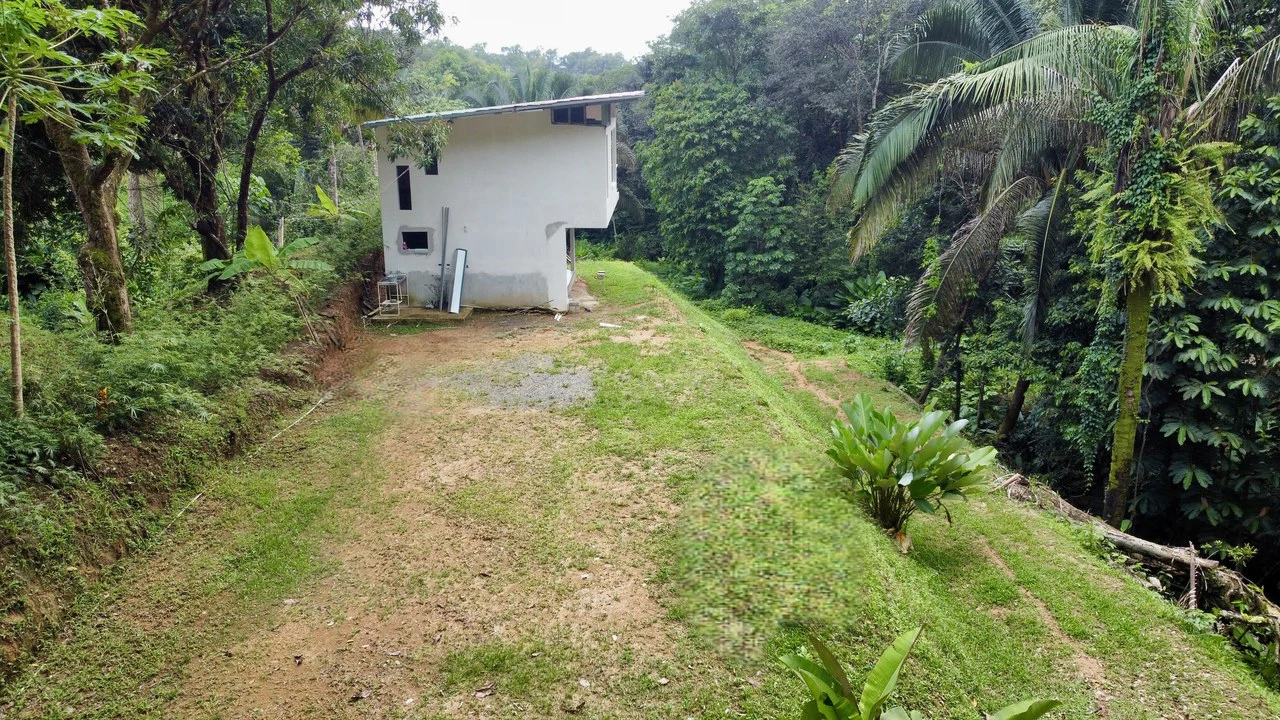 Investment Opportunity in Playa Hermosa – Fixer-Upper with Great Potential! - Gallery image 20