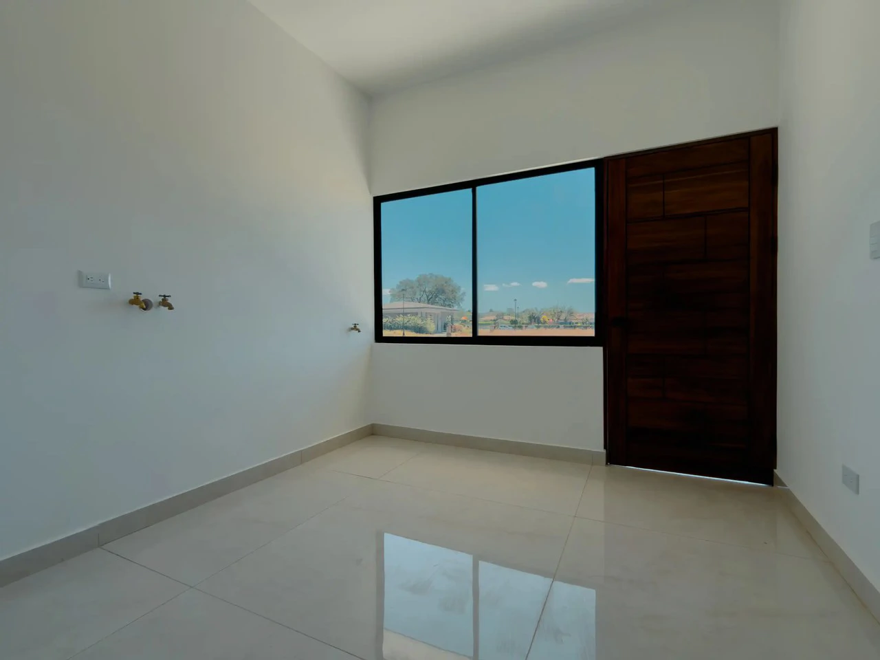 HOUSE FOR SALE IN A GATED COMMUNITY – LIBERIA, GUANACASTE - Gallery image 19