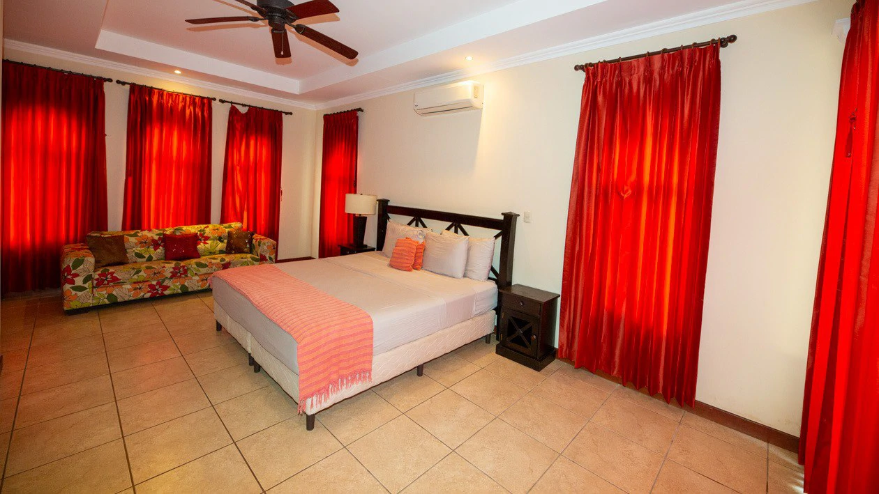 Amazing Casa Cofa in Bejuco close to the beach!: Huge home just 400 yards from the beach! - Gallery image 26