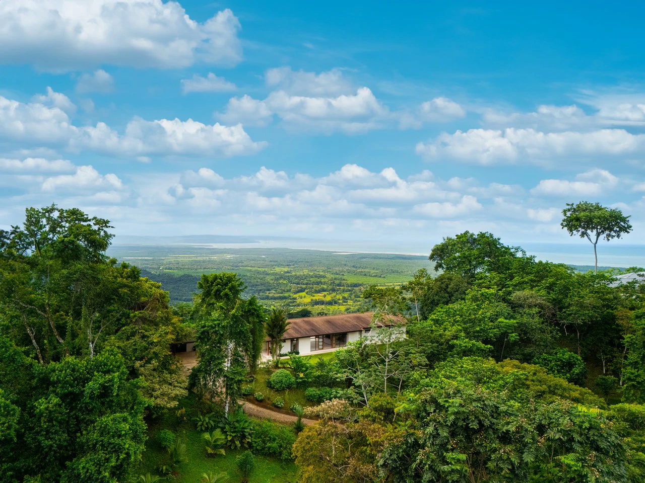 Cascada Sandalo Jaw Dropping Ocean Views!: Mountain House For Sale in Tres Rios - Gallery image 4