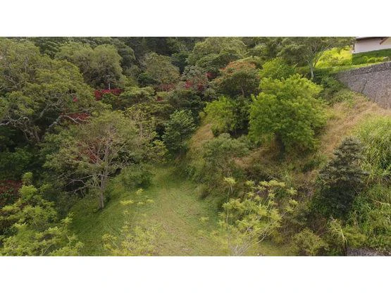 Lot in Exclusive Condominium in Santa Ana - Gallery image 9