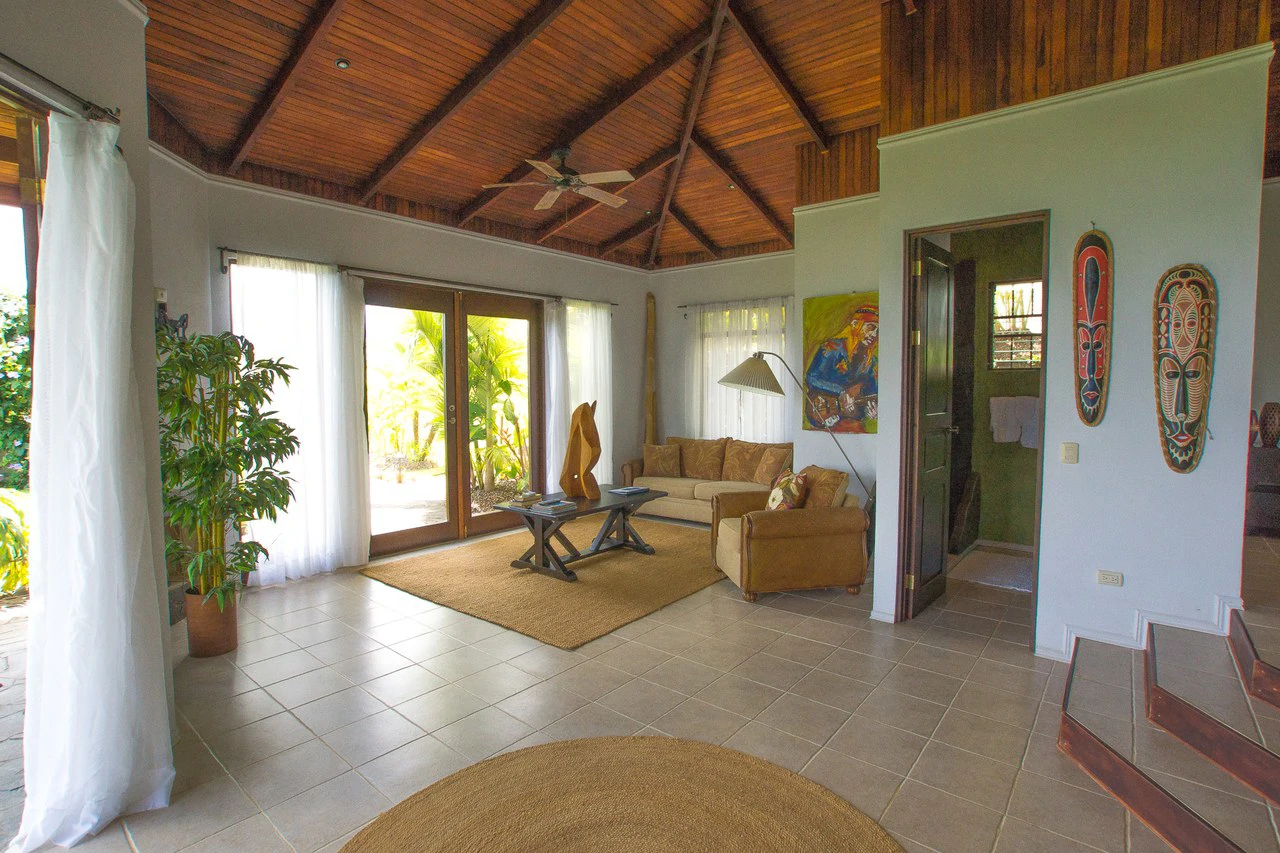 Luxury Vacation Rental Villas for Sale with Amazing Views of Lake Arenal - Gallery image 22