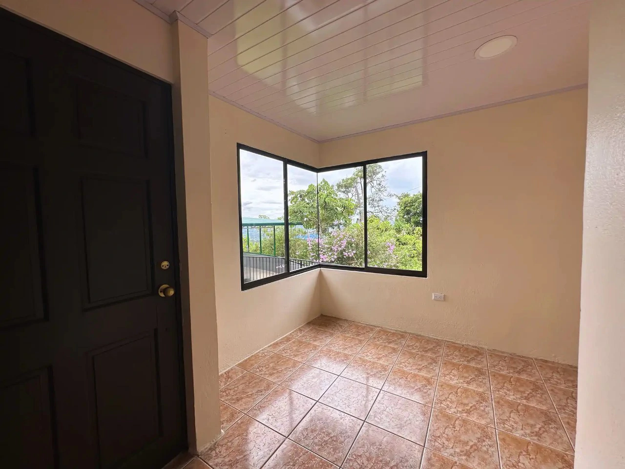 Large house with views for sale in the Sarchí area - Gallery image 10