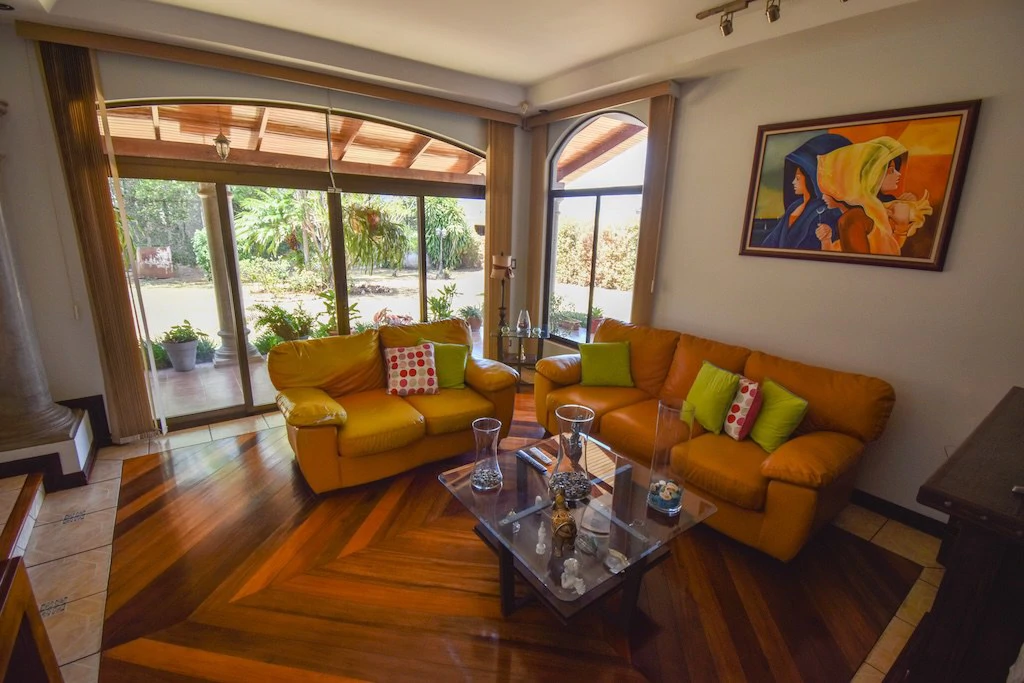 House For Sale in San Rafael - Gallery image 17
