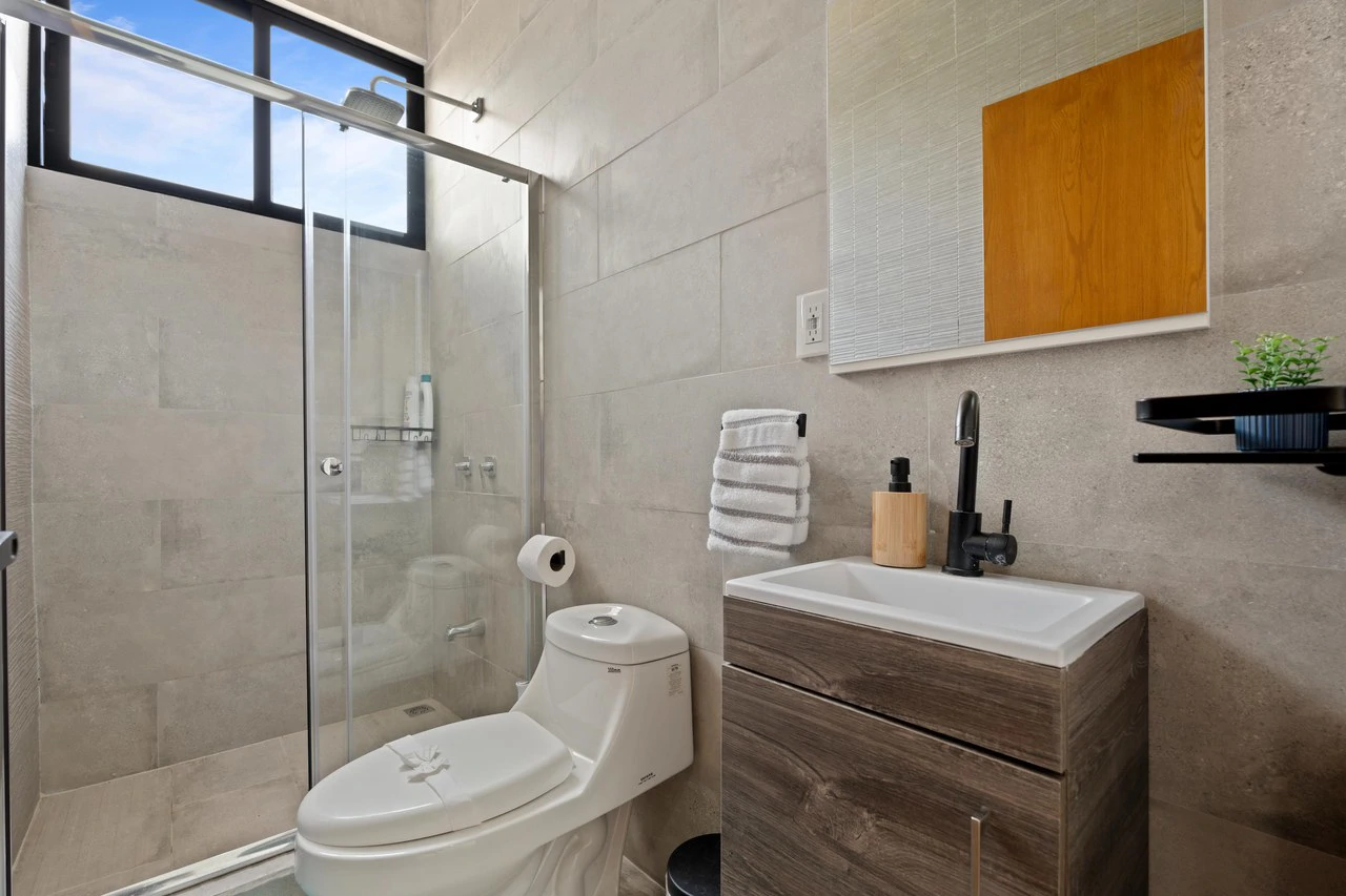 Sámara Serenity - In Town Income Generating Duplex: Near the Coast 1/2 Duplex For Sale in Playa Samara - Gallery image 16