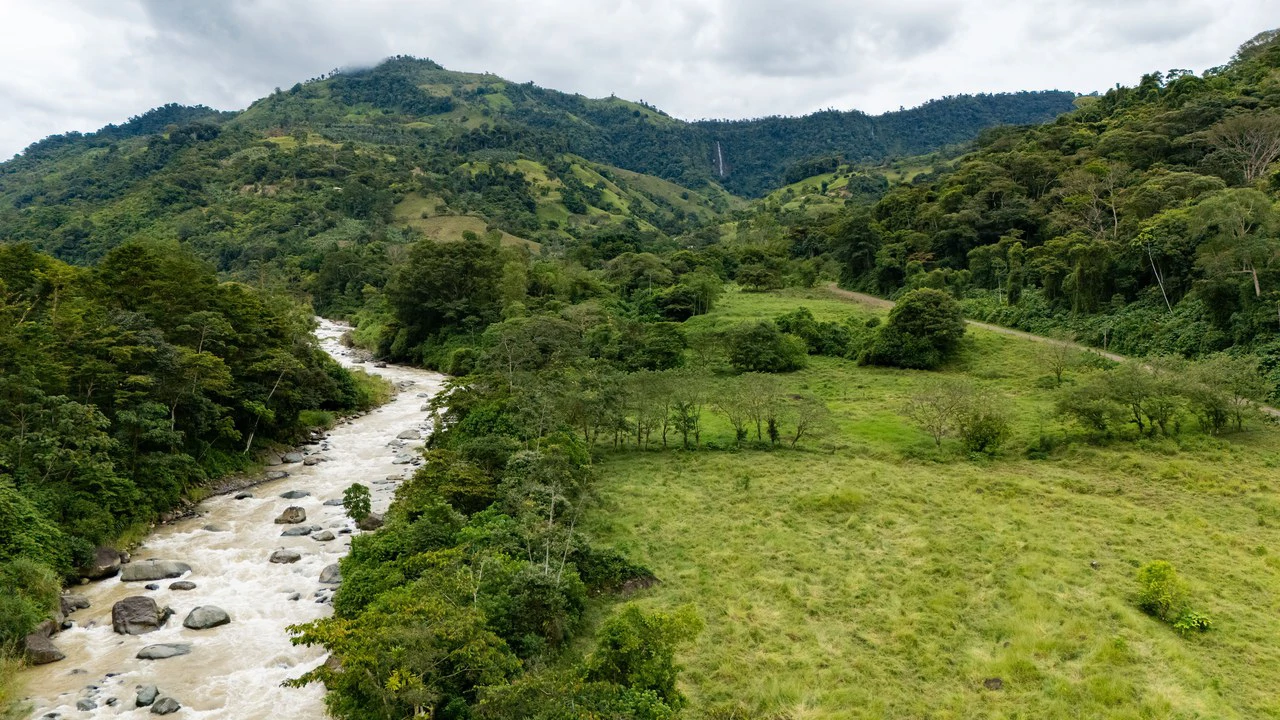 Mountain Home Construction Site For Sale in Río Nuevo - Gallery image 9
