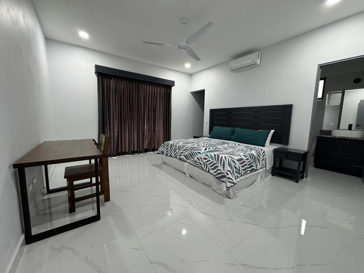 UVITA BEACH RETREAT! CLOSE TO THE BEACH, FAR FROM THE STRESS: House For Sale in Uvita - Gallery image 30