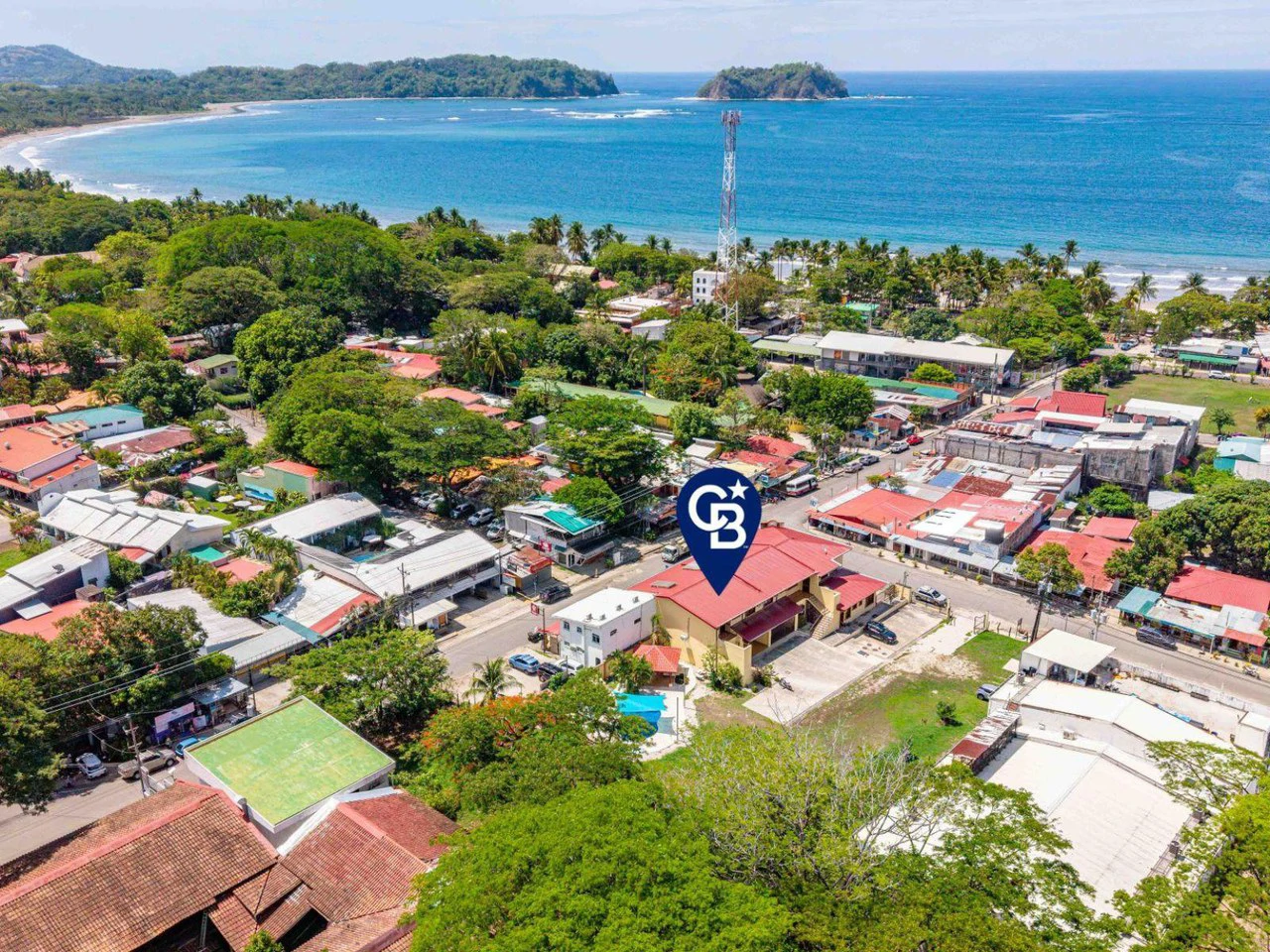 3 Bedroom Condo in the Center of Samara - Steps to the Beach
