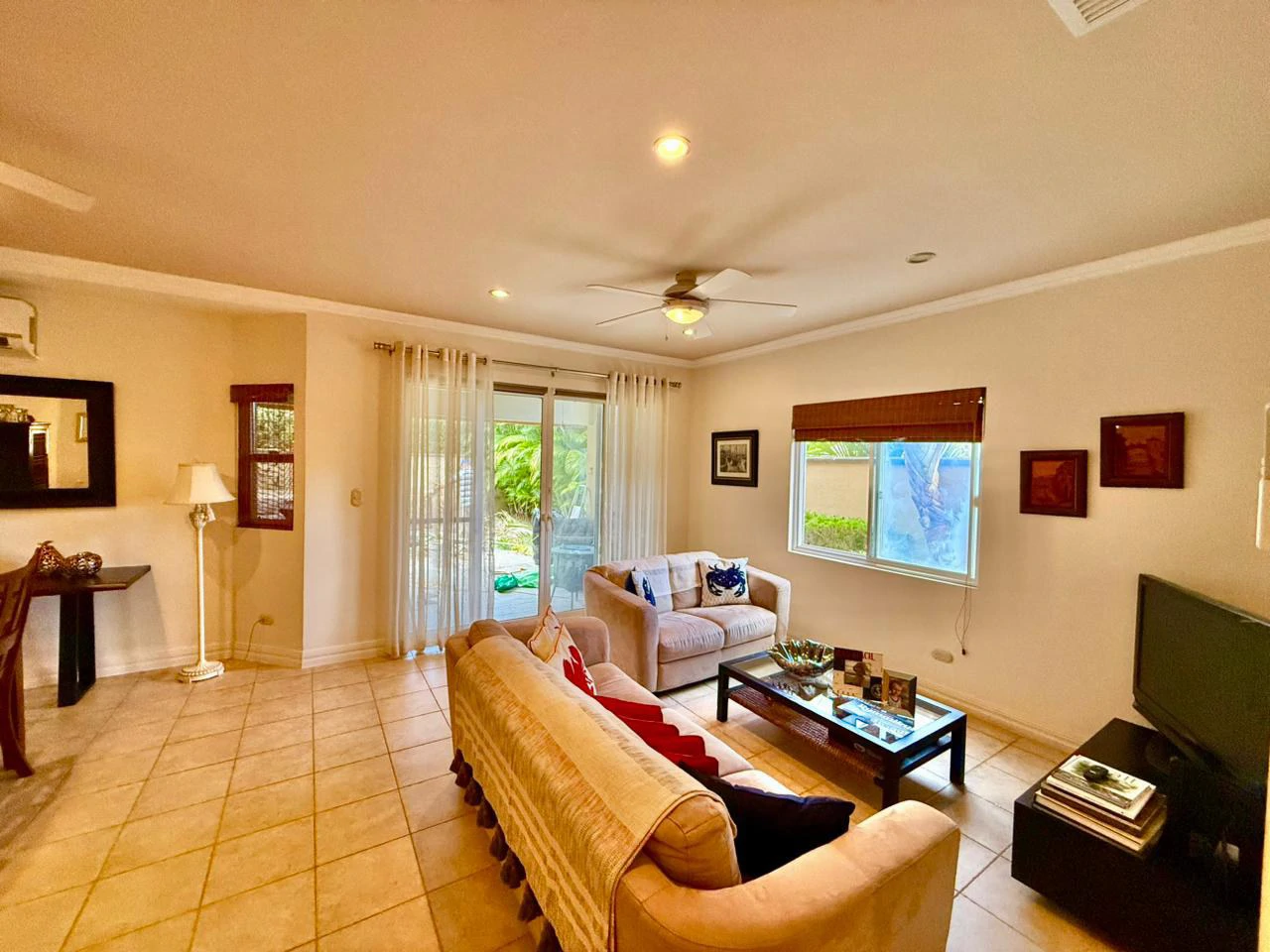 Home in Gated Community Las Nubes - Gallery image 27