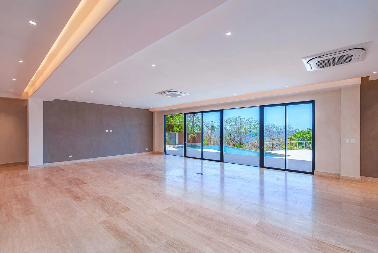 El Palacete Flamingo: 7BR Luxury Home with Vast Ocean Views - Gallery image 3