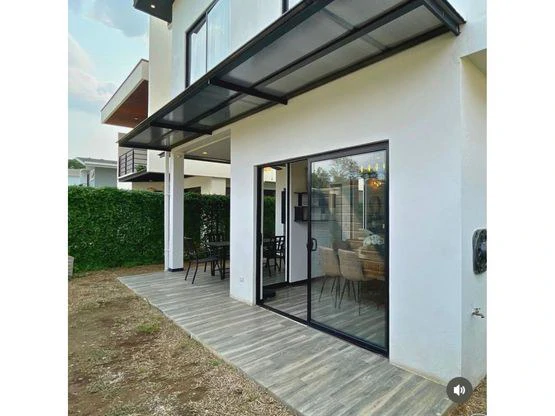 House For Sale in San Rafael - Gallery image 5