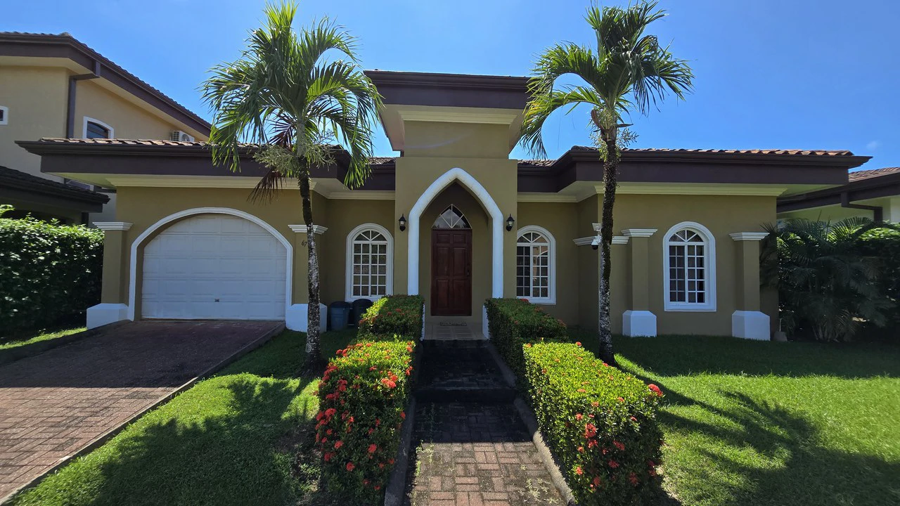 Casa Tropical: Best entry into highly sought after community!
