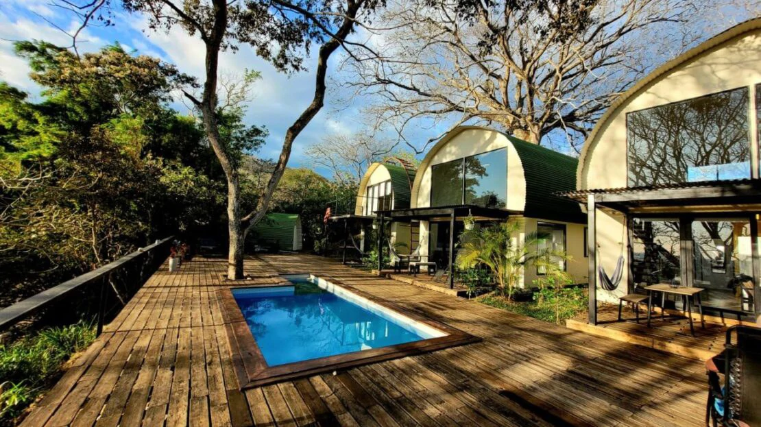 Income Villas: Hilltop INCOME PRODUCING Villa Investment with Pacific Ocean Views! - photo 2