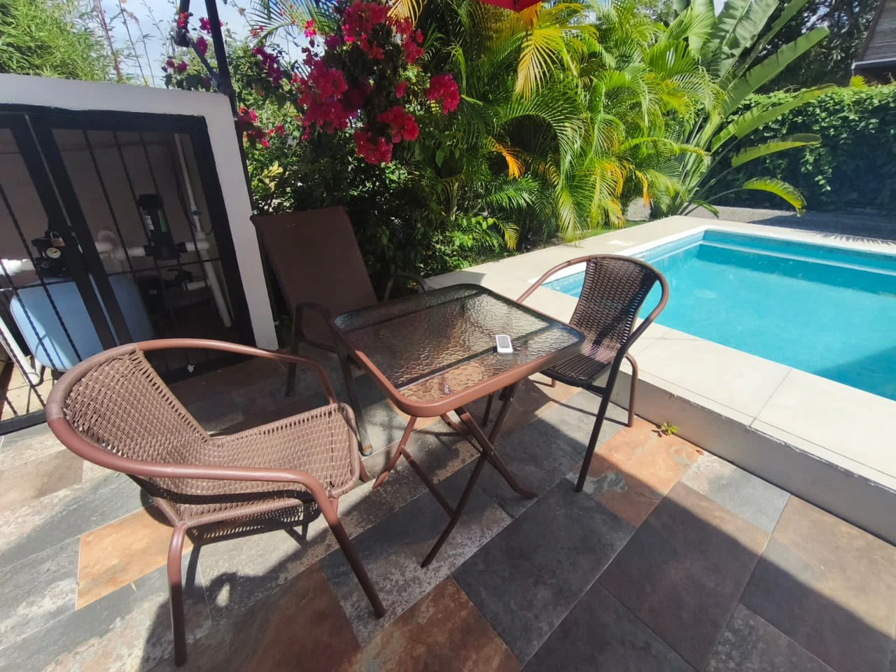 Butterfly Wings House 3 Bed 2 Bath Walking Distance To Town - Gallery image 5