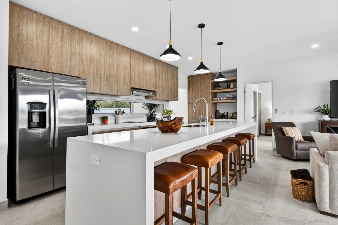 C5 Enclave: Premium Furnished 5-Bedroom Retreat Near Playa Avellanas - Gallery image 3