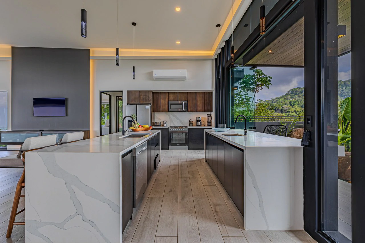 Modern Luxury Villa with Panoramic Ocean Views & Proven Rental Performance | Hills of Portalón - photo 7